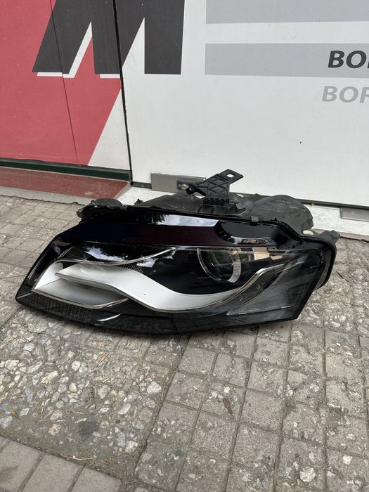 Audi A4 B8 ляв фар фарове