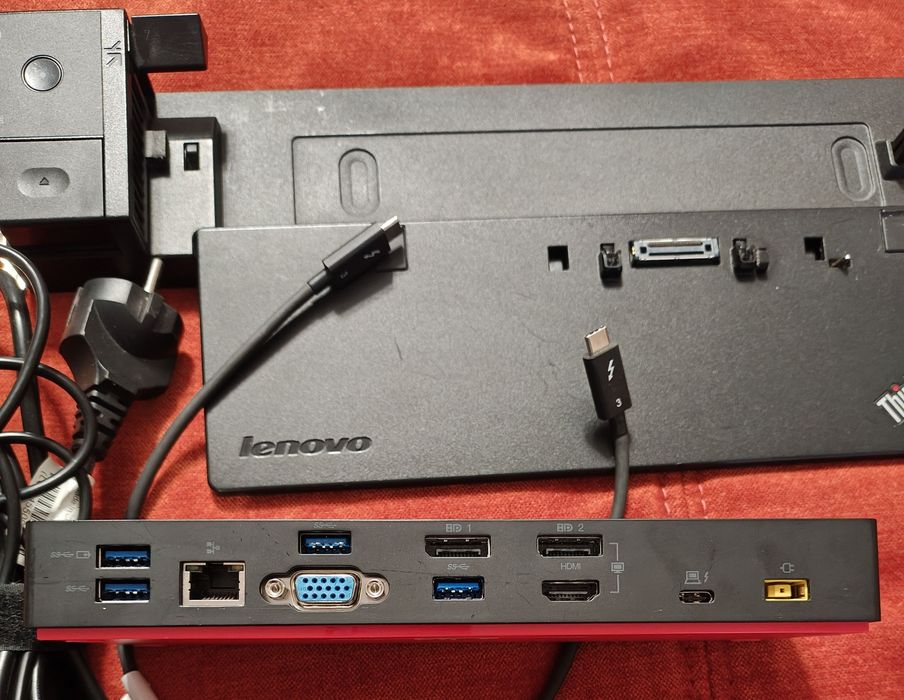 Lenovo Thinkpad Cablu Thunderbolt 3, Încarcător și Thinkpad Dock 40A2