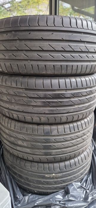 Cauciucuri Nokian 225 45 17 vara