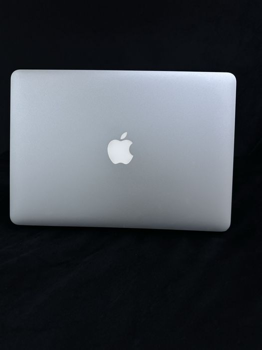 MacBook Air 13 (2017) core i5 Ortalyq Market 0-0-12