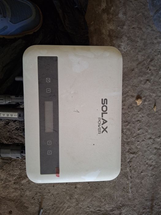 Invertor sotiladi 3,5 kv