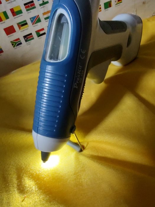 Glue gun Pro'sKit GK-368 pe baterie
