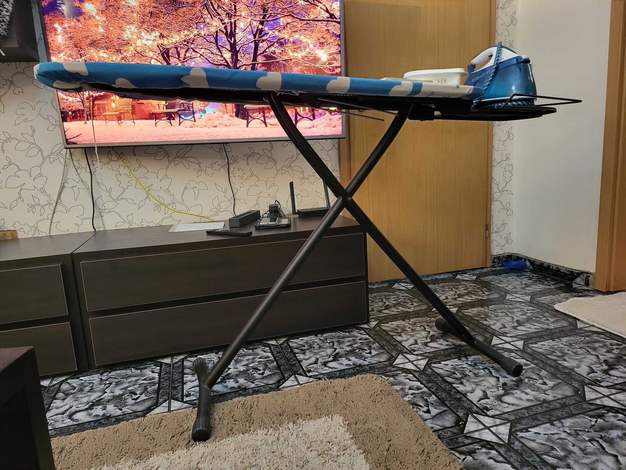 Парогенератор PHILIPS GC7800 series и дъска за гладене