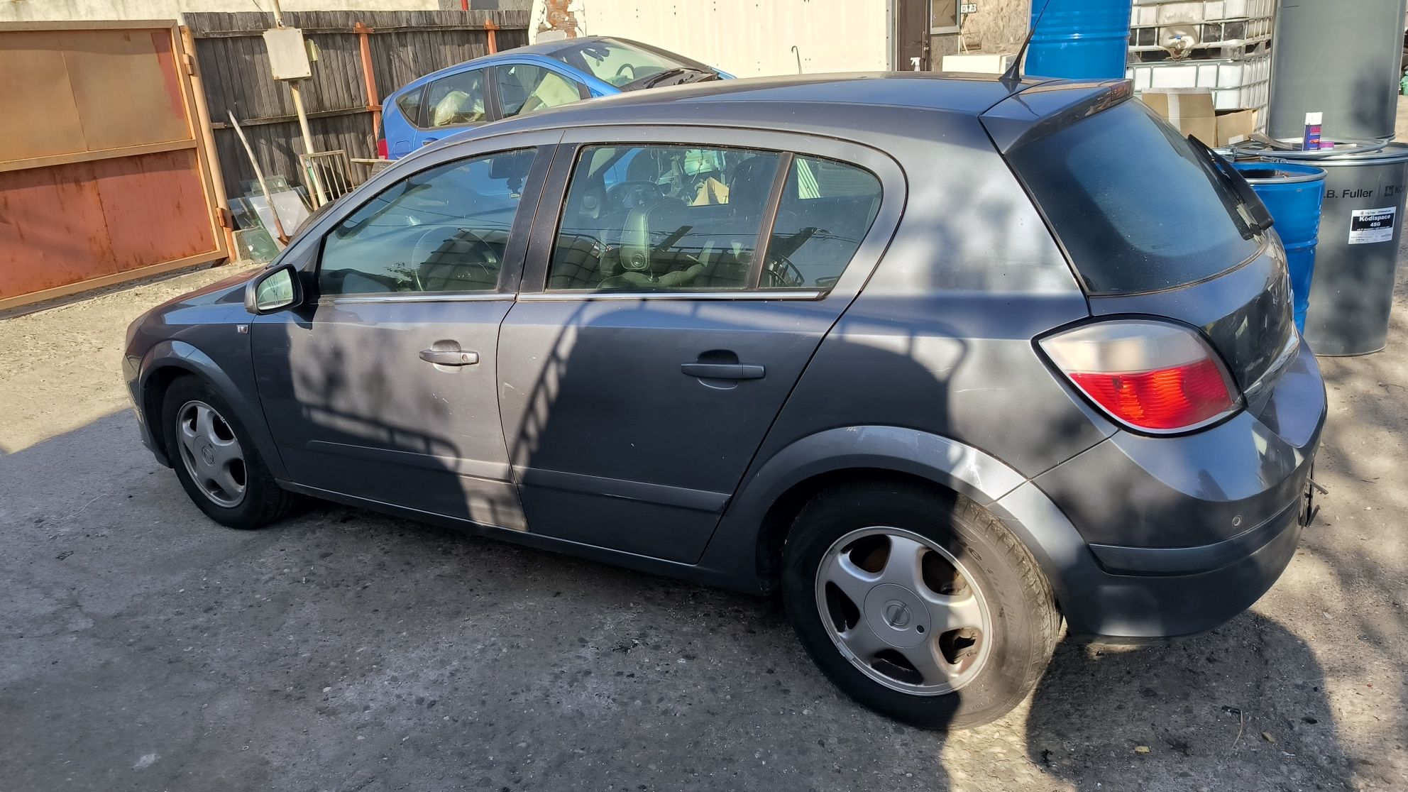 Bara capota faruri stopuri uși haion Opel Astra H 1.7 cdti