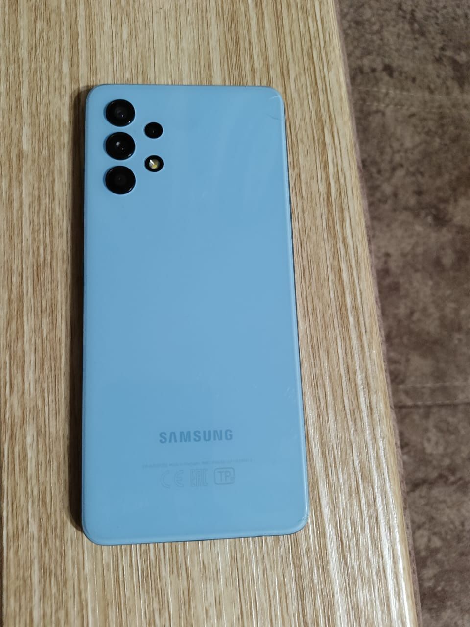 Продам телефон Samsung galaxy A32