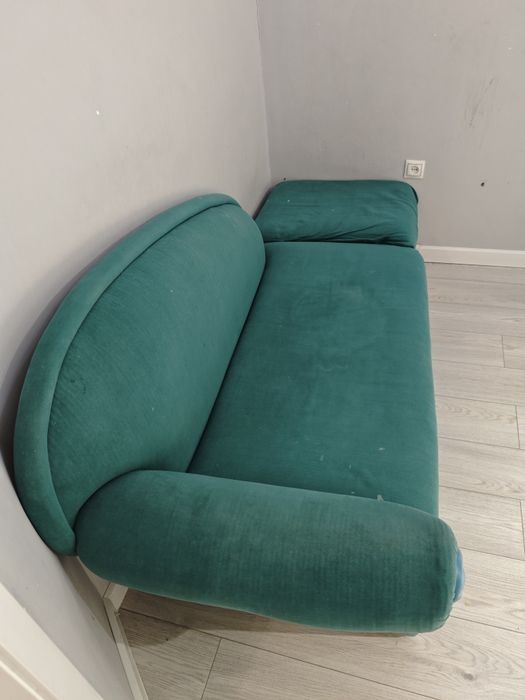 Небольшой диван  отдам