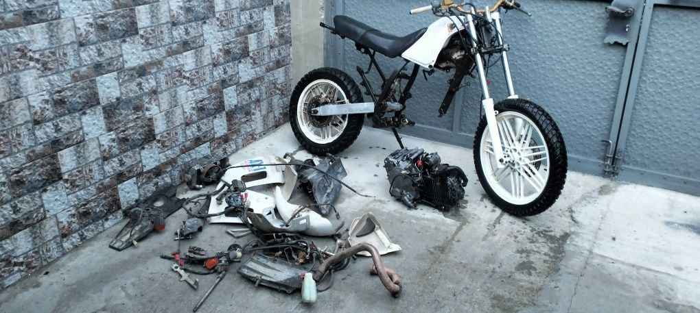 Honda ax 1 250 само на части хонда ах 1