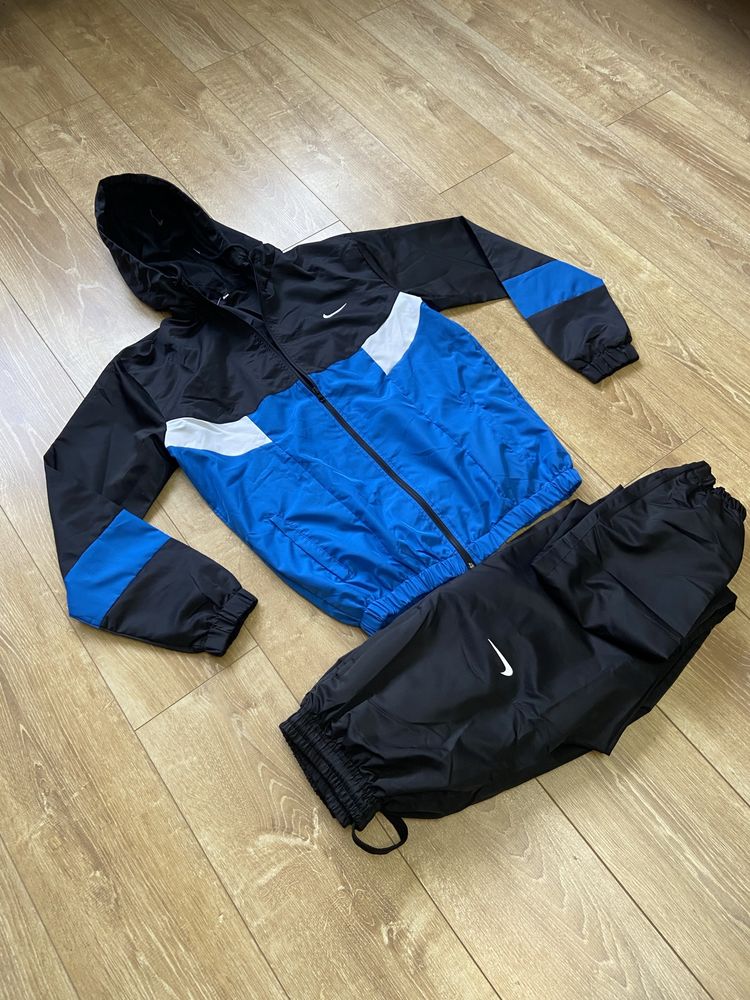 Trening Nike Barbati Marimea S,L,XL,XXL