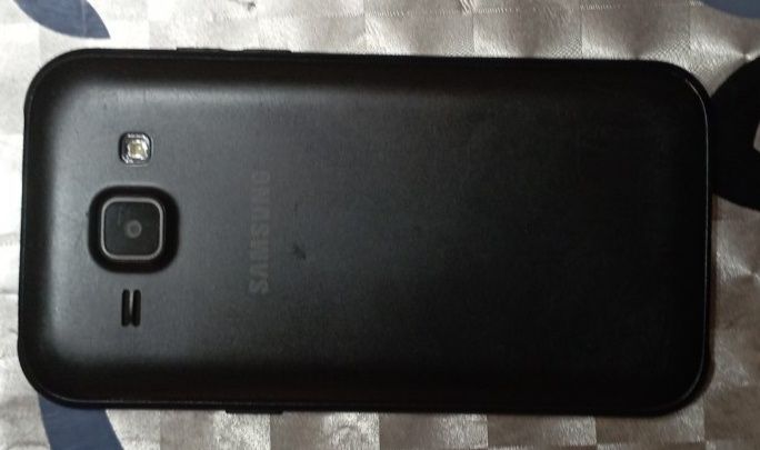 Samsung galaxy j1