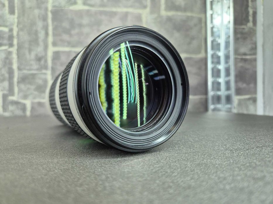 Обектив Canon EF 70-200mm