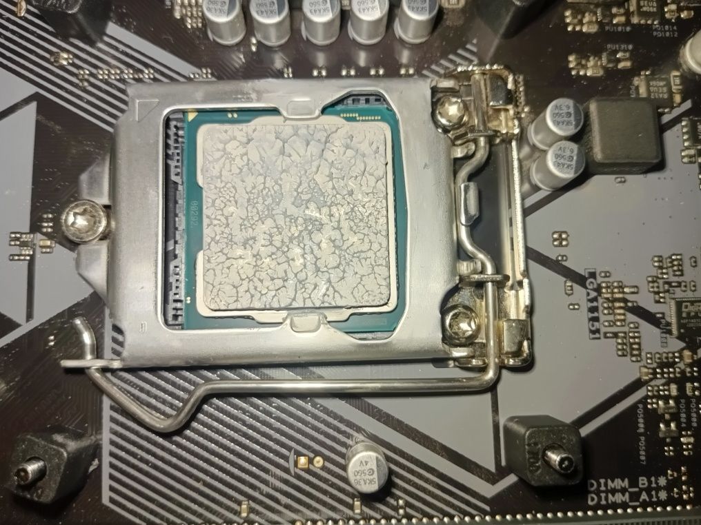 Процессор i5 9600KF