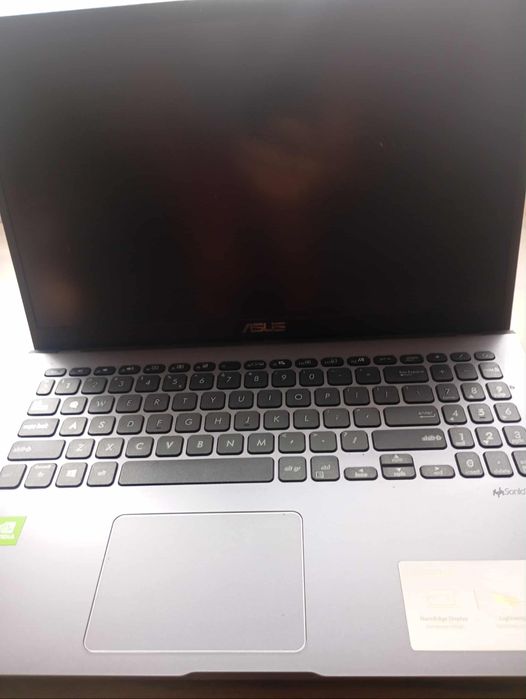 Vând laptop Asus
