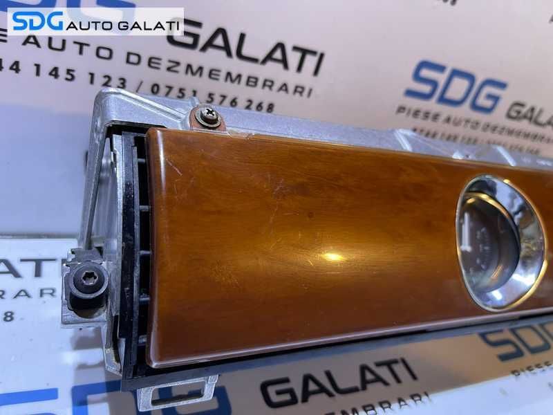 Gura Grila Aer Ventilatie Aerisire Centrala cu Ceas Bord si Capac VW Phaeton 2002 - 2010 Cod 3D1819144 3D0919204 3D0820511
