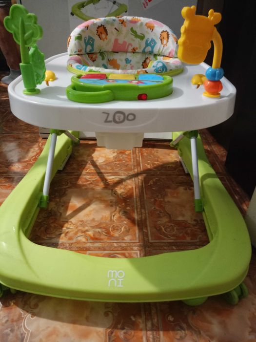 Продавам  проходилка