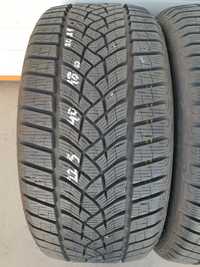 Зимни гуми 4 броя GOODYEAR UltraGrip 225 40 R18 дот2021