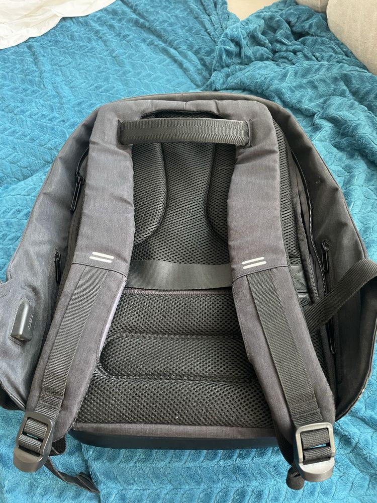 Раница XD Design Anti-theft Backpack  XDDESIGN