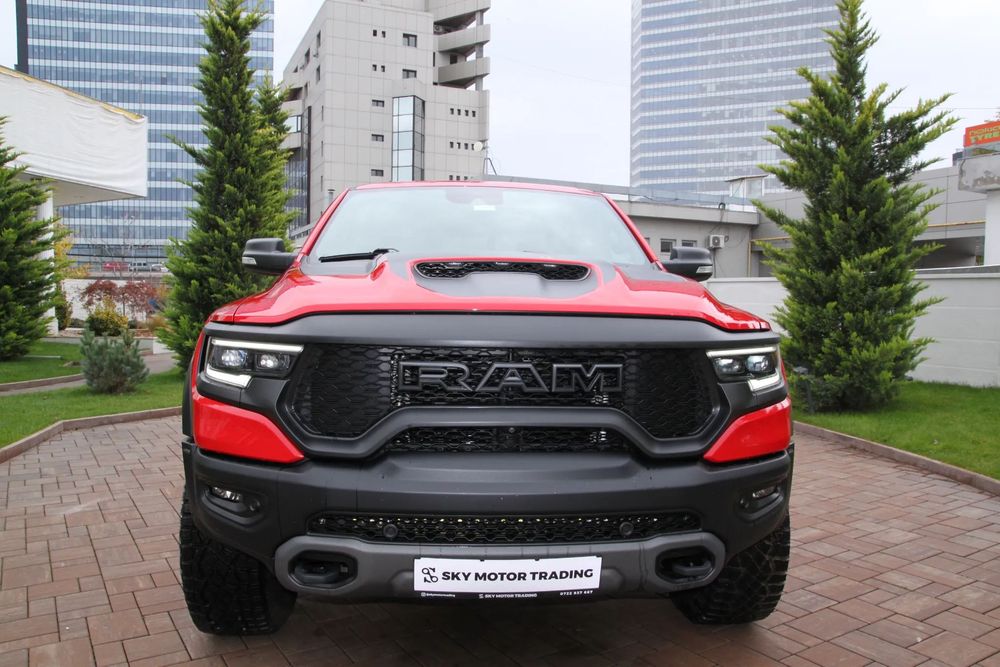 Dodge RAM RAM TRX 6.2 HEMI V8 S/C 711ps/ Absolut Full: eur167k/ Ca nou/ TVA DED