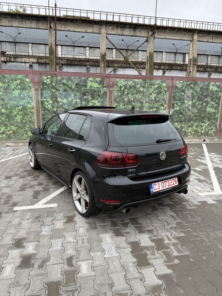 VW Golf 6 GTI / 211 CP/ DSG / Trapa / Full Led