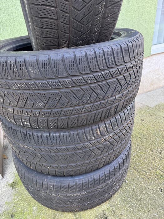 Anvelope 285 45 20 pirelli scorpion 5mm 1000lei/set