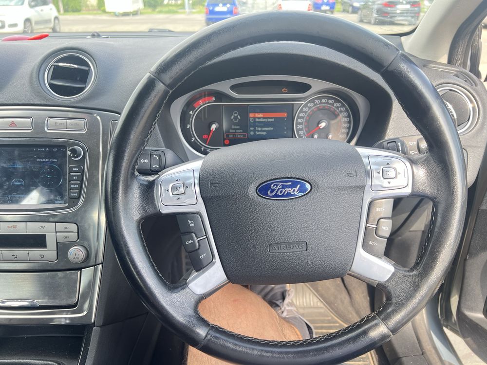 Ford mondeo titanium