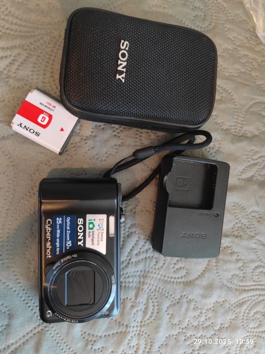 Sony Cyber-shot, DSC-H55.