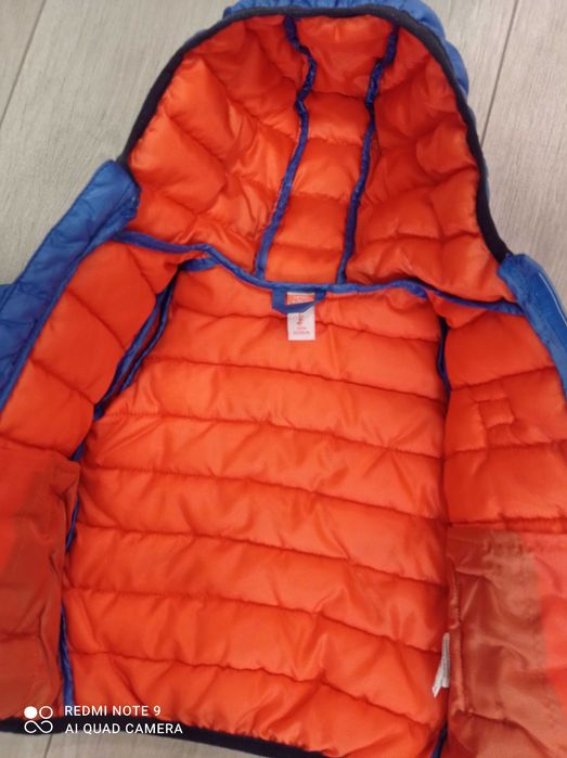 Продавам детски есенни якенца 3-6м