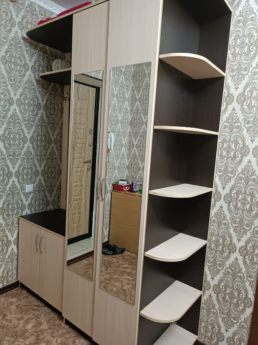 Продам в отличном состоянии прихожая
