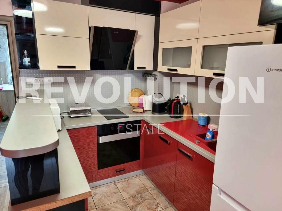 Дава се под наем Мезонет в Варна, Трошево - 110 кв.м за 750 € - Снимка #3