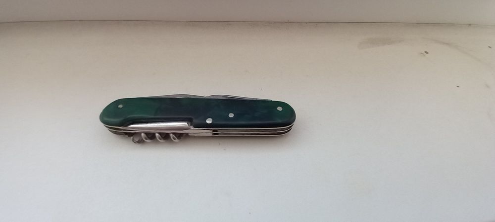 Джобно ножче В.Т.