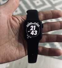 Продам часы Apple Watch SE (40mm)