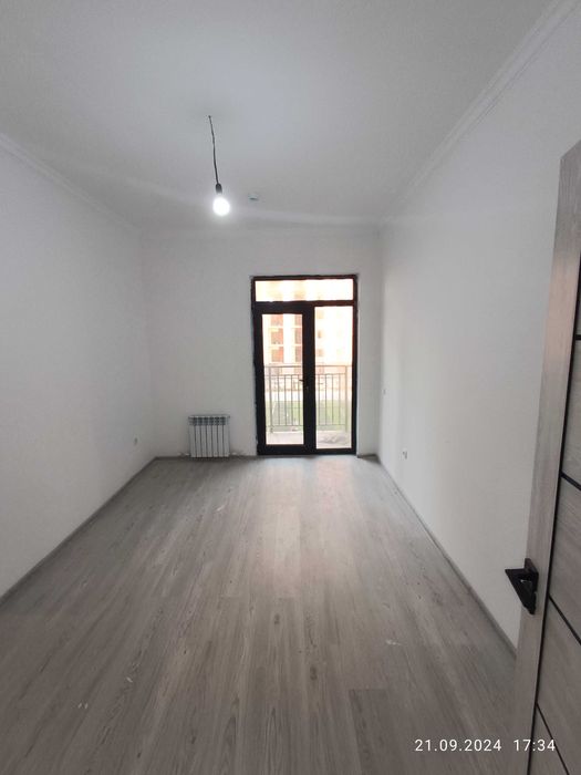 Сотилади. Янги дархон 2 (Сергели) 26 дом 8 квартира. 2 хонали.