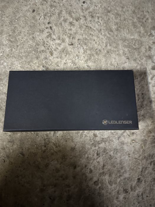 Vând lanternă Ledlenser