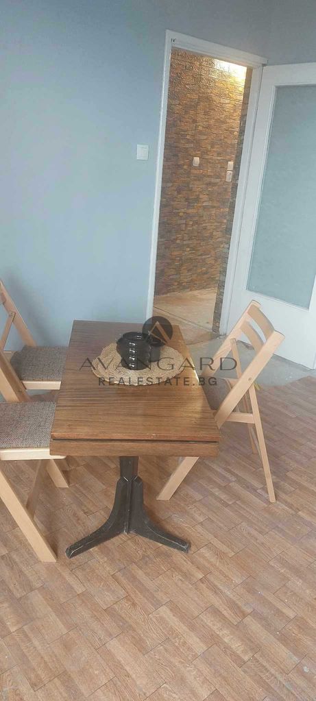 Продава се Тристаен апартамент в Пловдив, Тракия - 80 кв.м за 1313 €/кв.м - Снимка #1