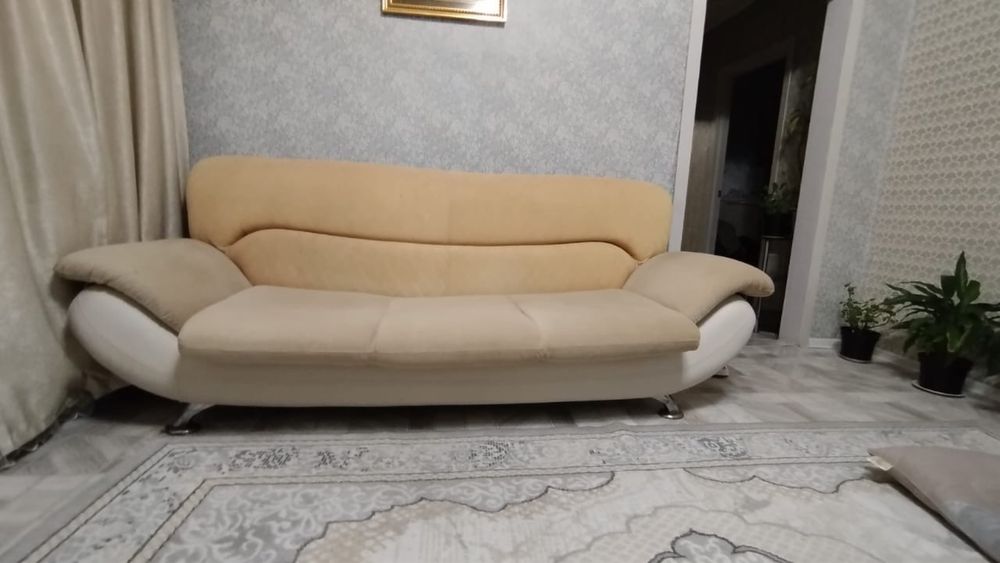 Продам диван в отличном состоянии