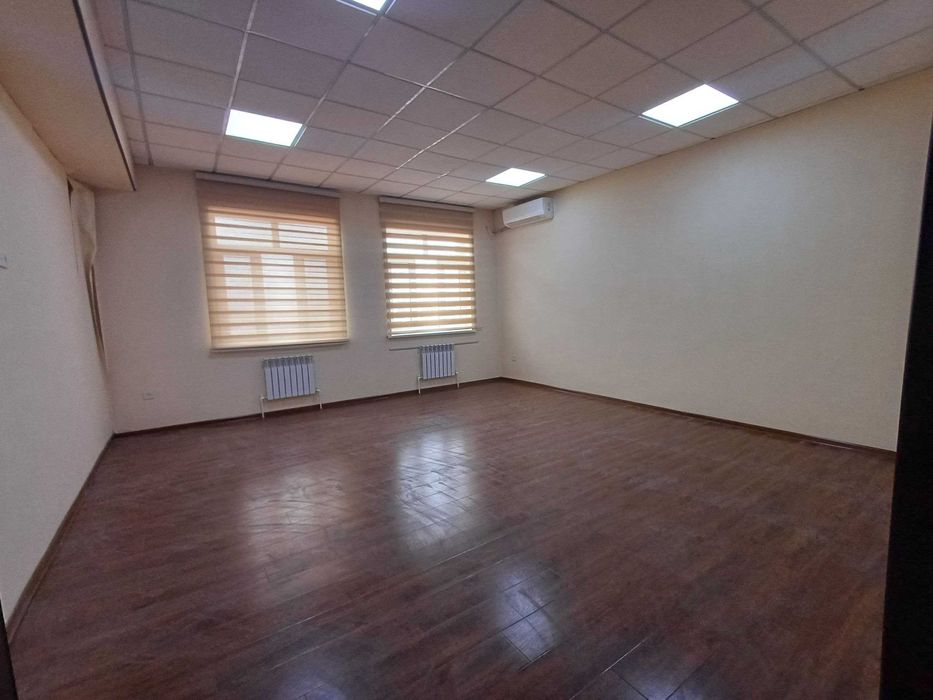 Продаю здание
Феруза массив
1,500 м2
2 этажа
36 соток