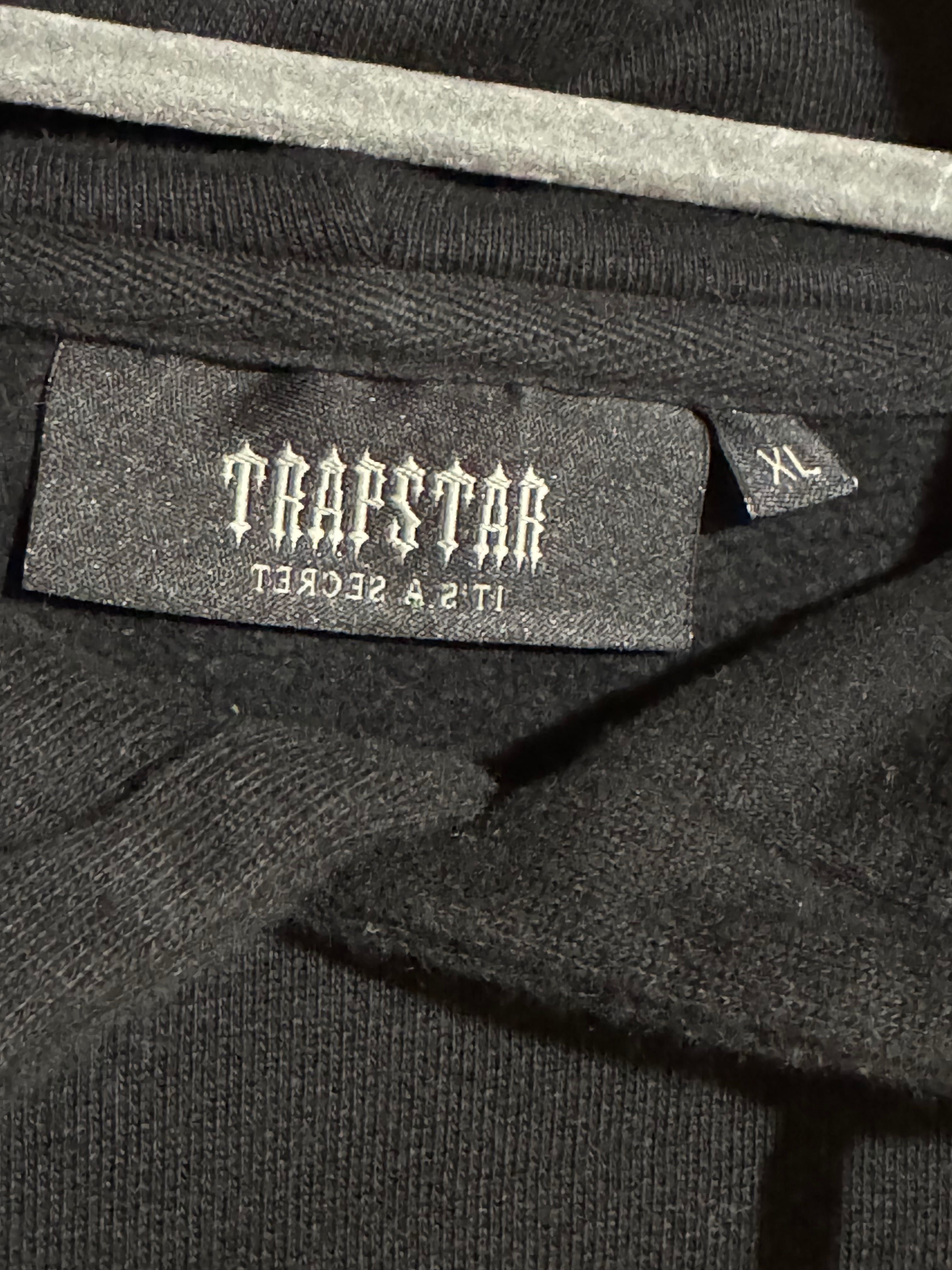 2 броя Trapstar Men's Black Hoodie. Mammut Hoodie.