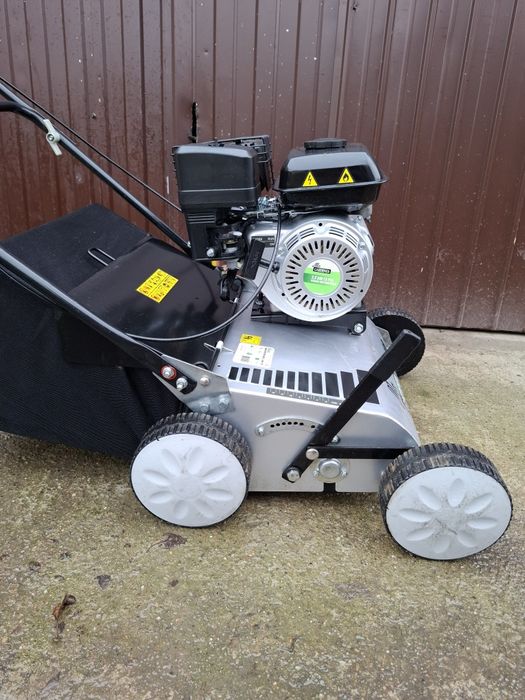 Scarificator gazon Mr. Garden BV 400