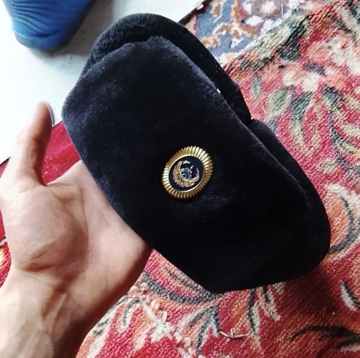 Планшет ,2 кабуры 2 подмагазиника ,ушанка