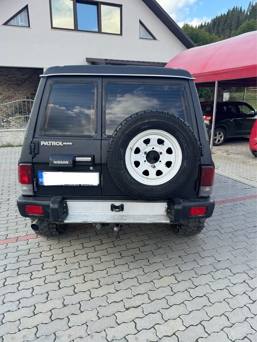Nissan patrol  y60