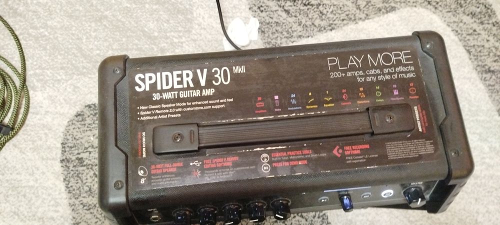 Vand Cub chitară Electrică Și Electro-Acustică ,Line6 Spider V 30 MkI
