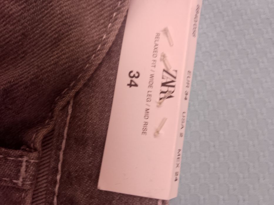 панталони / дънки Zara и Levi's