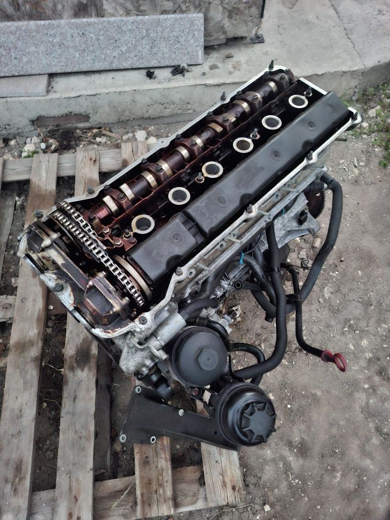 Bmw Бмв Двигател M54B22 бензин