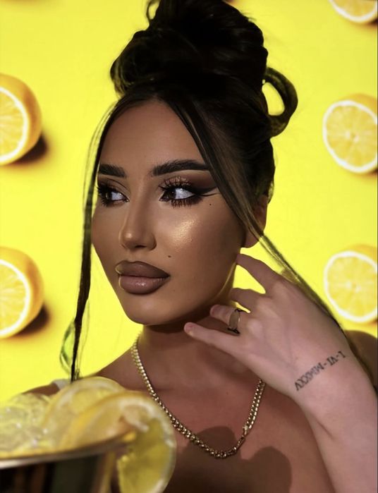 Make-up by evellinn slt