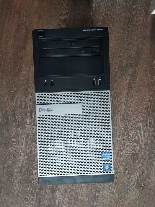 Настолен компютър DELL optiplex 3010 i5-3470 RAM 8GB HD 500GB SSD