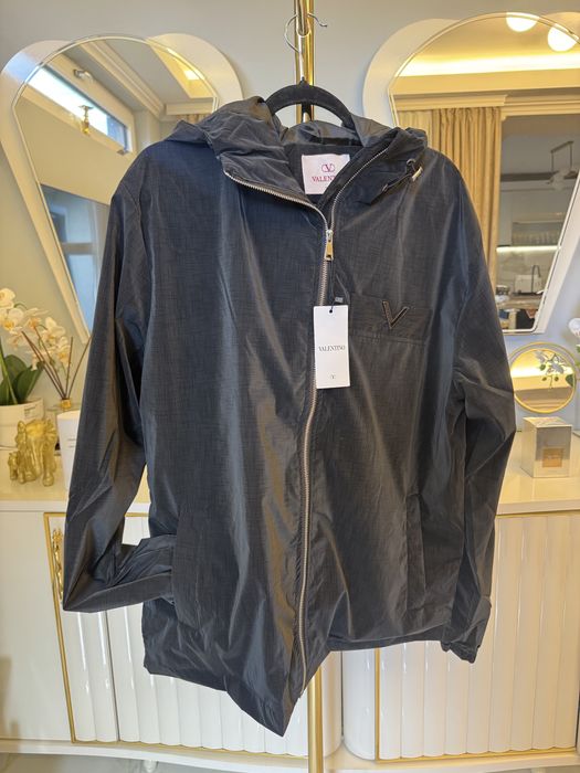 Geaca impermeabila  valentino masuri :S,M,L,XL