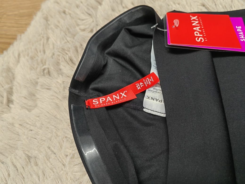 Оформящо бельо SPANX