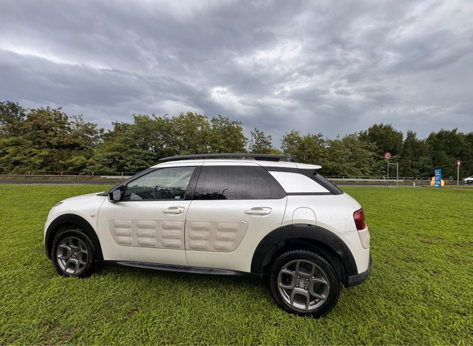 Citroen C4 Cactus  2015 Automat 1.6 disel