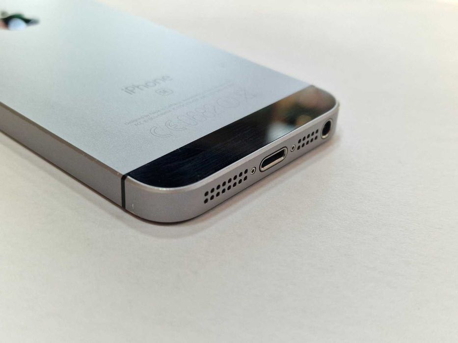 Apple iPhone SE (2016) 16GB