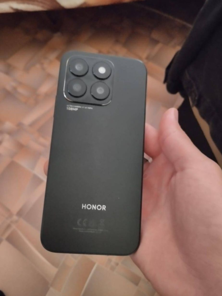Honor x8b с коробкой