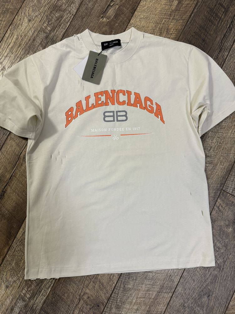 Тениска Balenciaga unisex